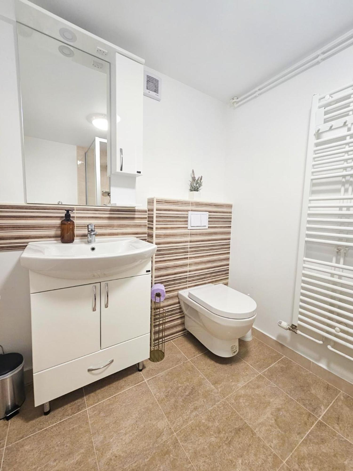 Central Park Apartments Koprivnica Bagian luar foto
