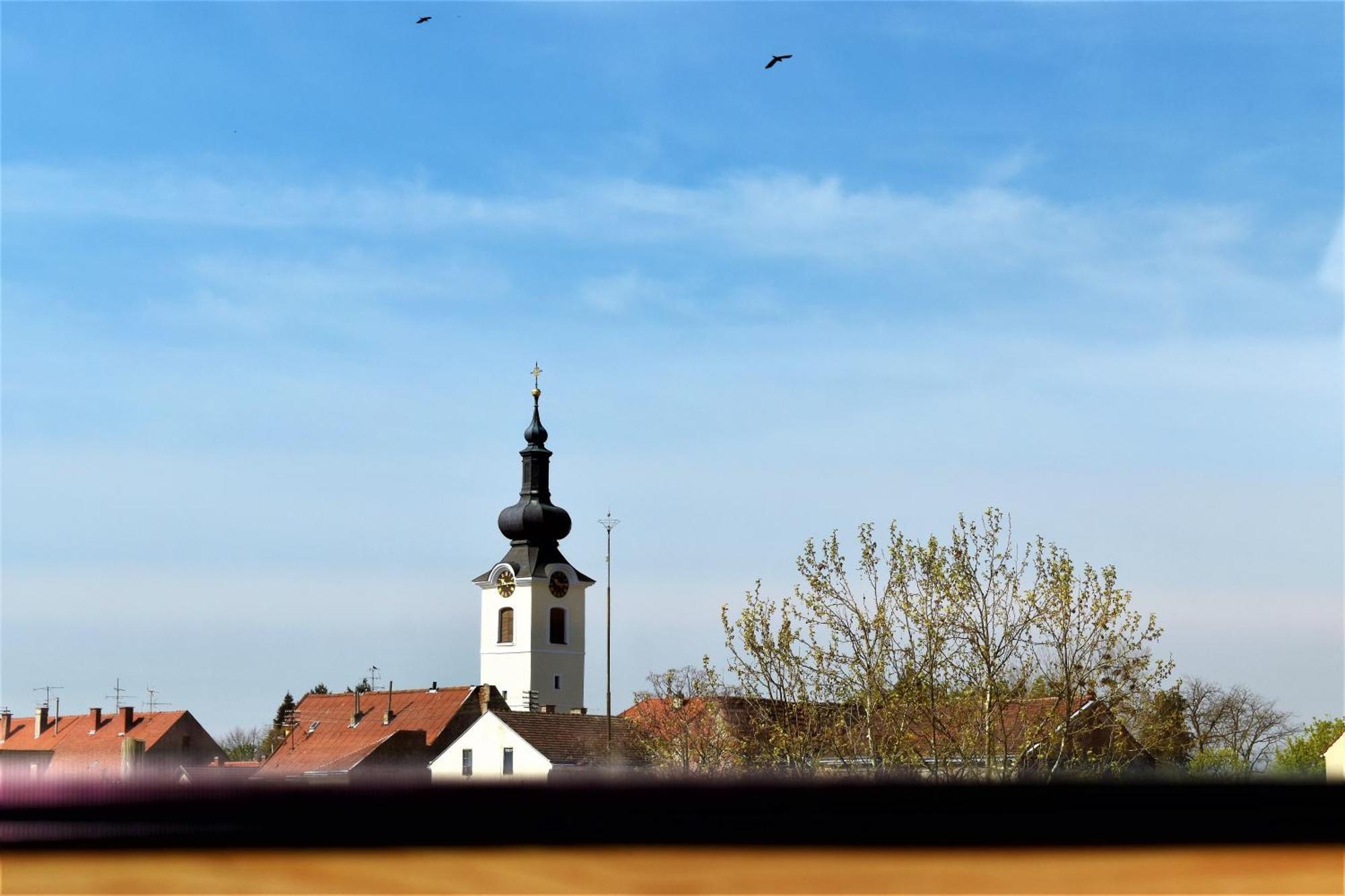 Central Park Apartments Koprivnica Bagian luar foto